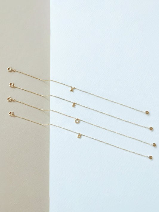 Little Letter Bracelet Solid Gold