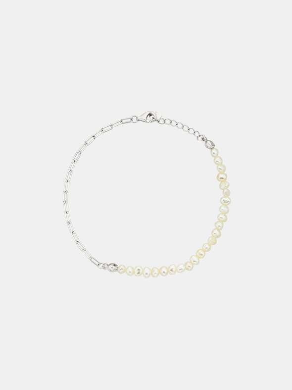Pearl bracelet on a white background