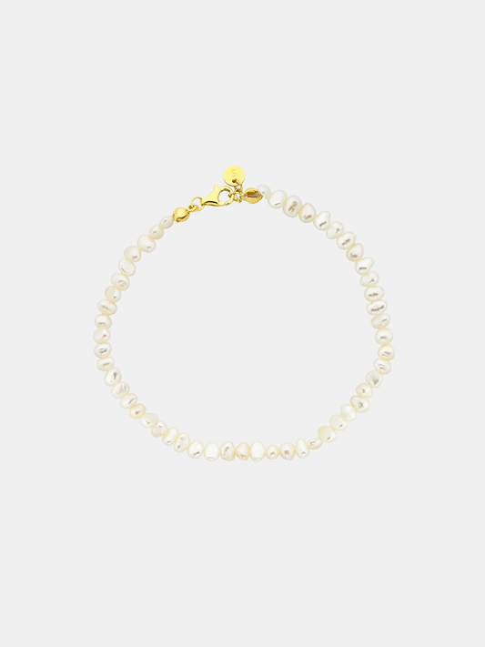 Pretty in Pearls Bracelet