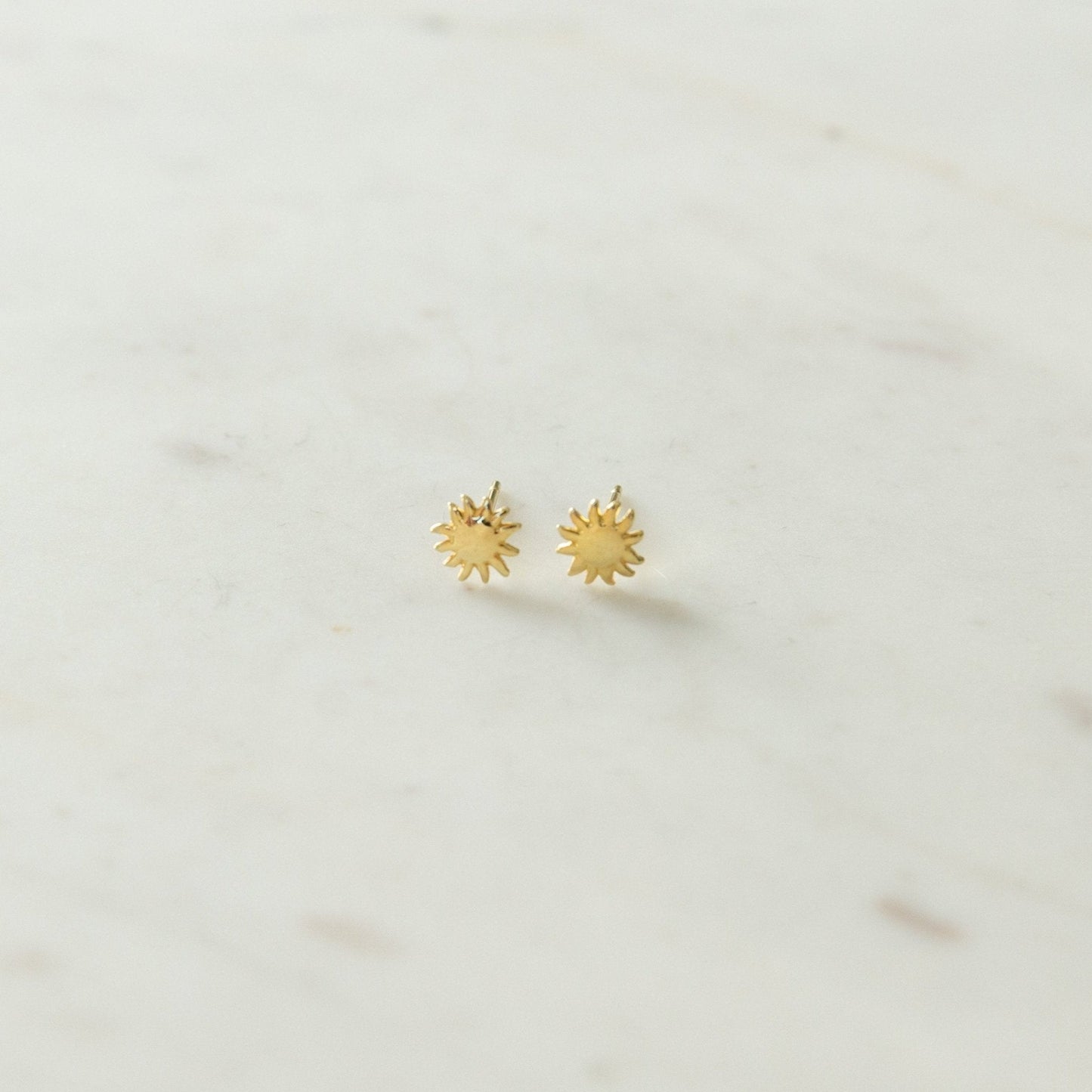 Sunny Studs