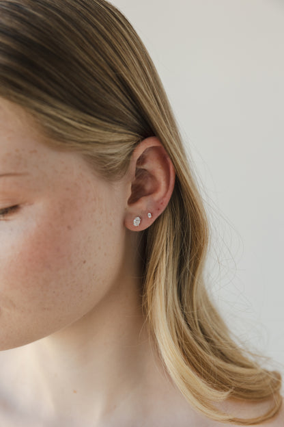 Solitaire Oval Studs