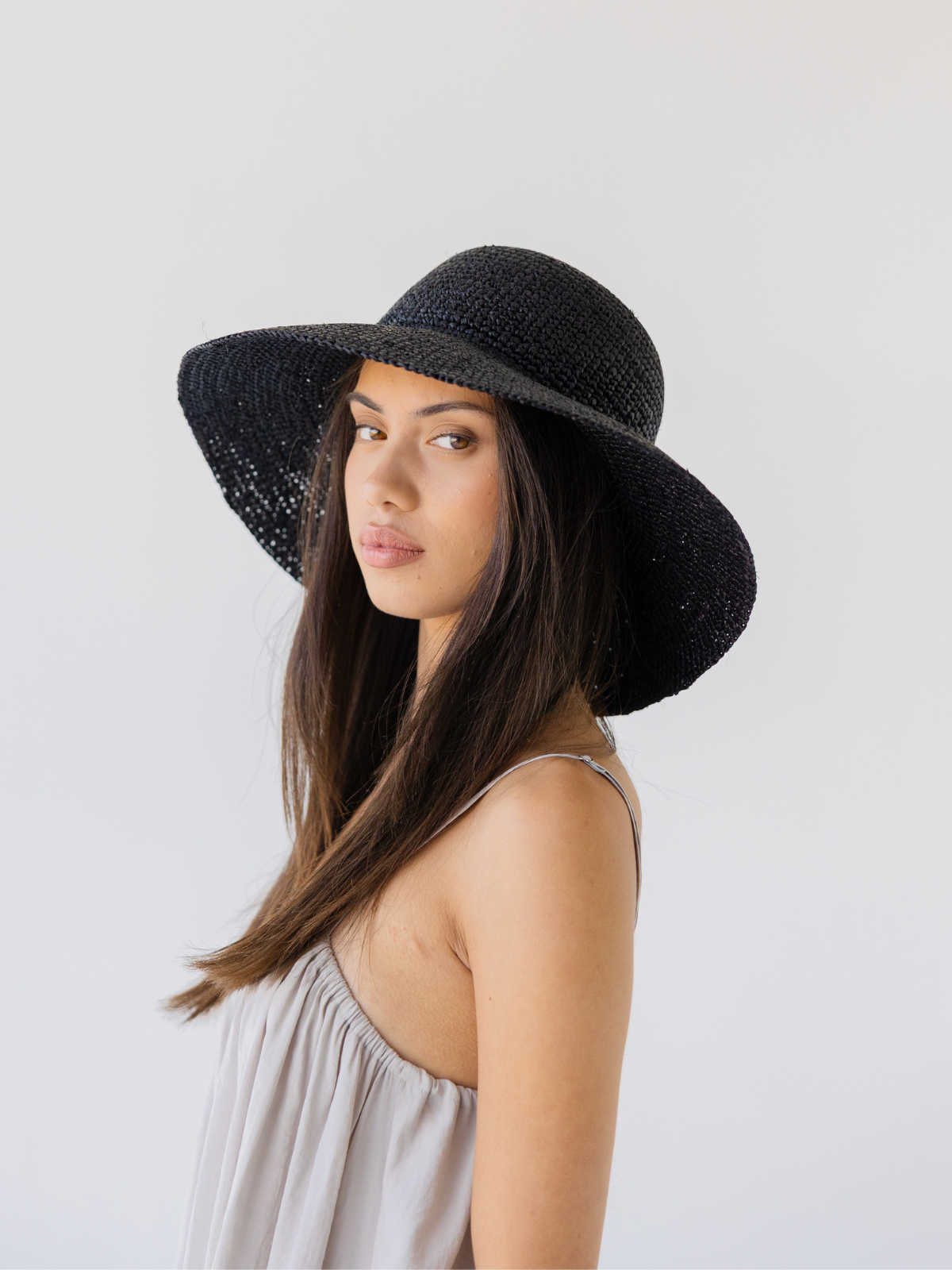 Wide Brim Raffia Hat
