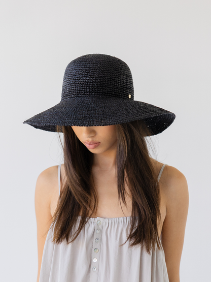 Wide Brim Raffia Hat