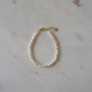 Pretty in Pearls Bracelet